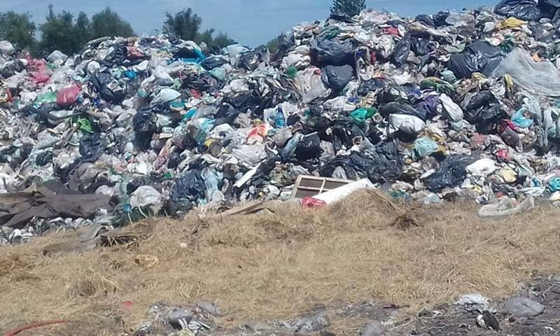 Basural en Gonzalez Catan